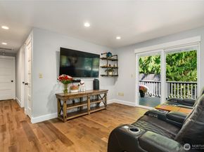 10414 SW 110th Street, Vashon WA 98070