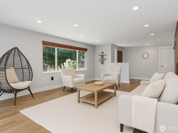 10414 SW 110th Street, Vashon WA 98070