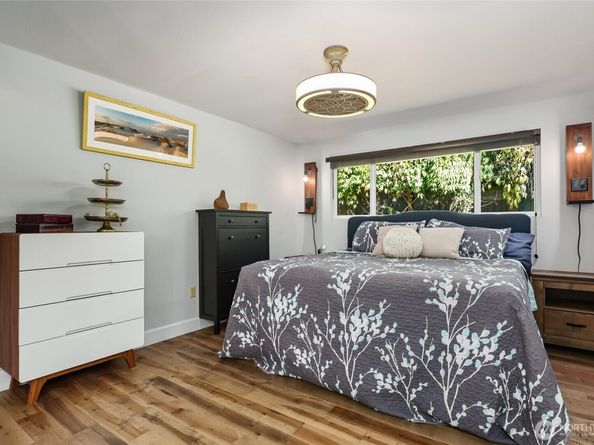 10414 SW 110th Street, Vashon WA 98070