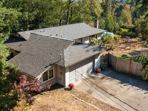 10414 SW 110th Street, Vashon WA 98070