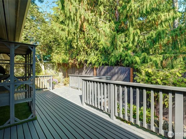 10414 SW 110th Street, Vashon WA 98070