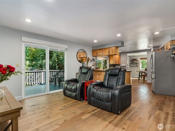 10414 SW 110th Street, Vashon WA 98070