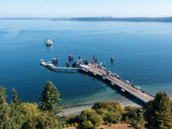 10414 SW 110th Street, Vashon WA 98070