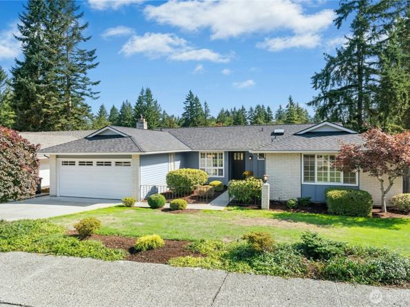 2468 168th Place NE, Bellevue WA 98008