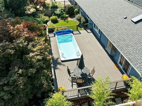 2468 168th Place NE, Bellevue WA 98008