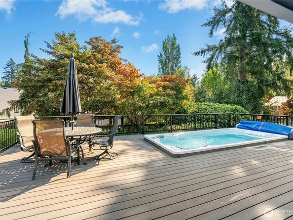 2468 168th Place NE, Bellevue WA 98008