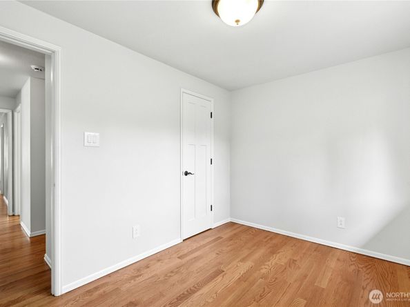 2468 168th Place NE, Bellevue WA 98008