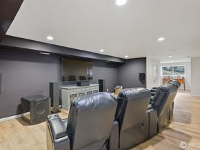 12455 SE 26th Place, Bellevue WA 98005
