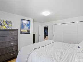 12455 SE 26th Place, Bellevue WA 98005