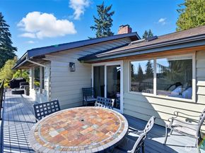 12455 SE 26th Place, Bellevue WA 98005