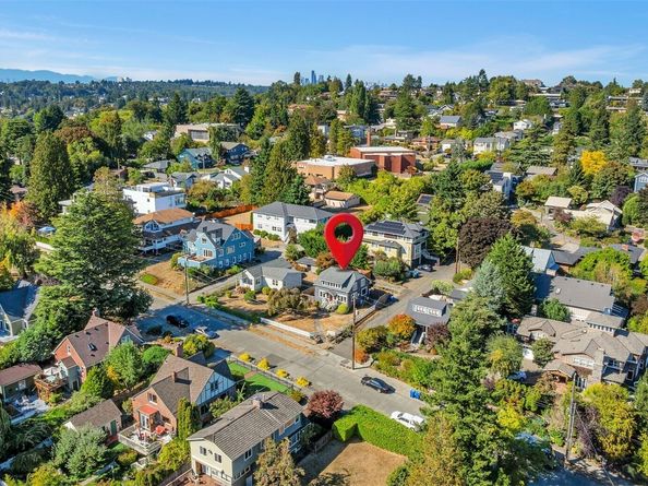5232 S Holly Street, Seattle WA 98118