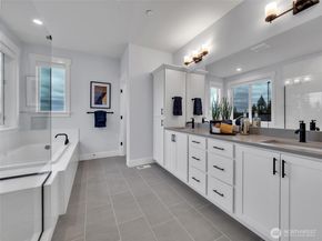 305 182ND Place SE, Bothell WA 98012