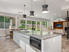 23614 15th Avenue SE, Bothell WA 98021