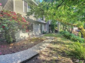 19640 SE 29th Street, Sammamish WA 98075
