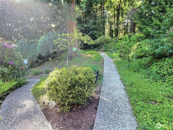 19640 SE 29th Street, Sammamish WA 98075