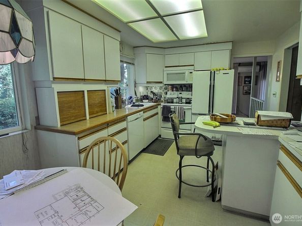 19640 SE 29th Street, Sammamish WA 98075
