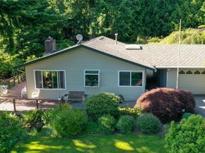 19640 SE 29th Street, Sammamish WA 98075