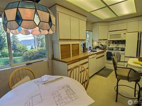 19640 SE 29th Street, Sammamish WA 98075