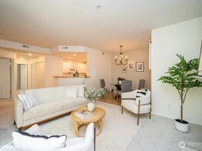 23757 SE 52nd Lane 131, Issaquah WA 98029