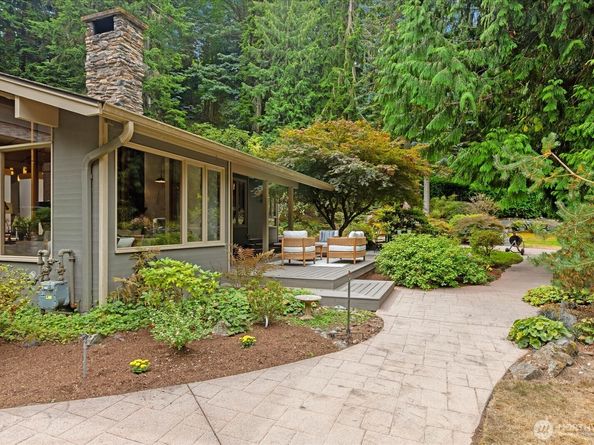 11130 S Deer Drive, Woodway WA 98020