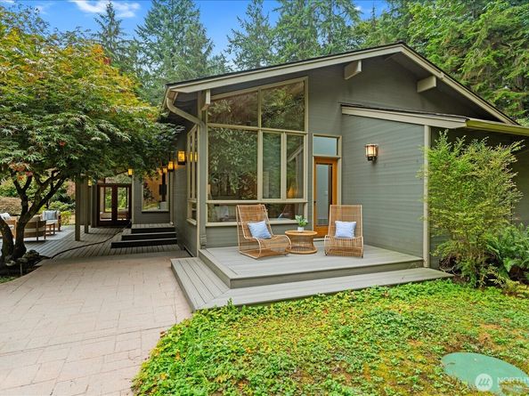 11130 S Deer Drive, Woodway WA 98020