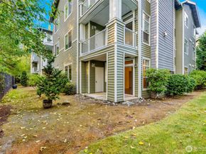 12712 Admiralty Way B101, Everett WA 98204