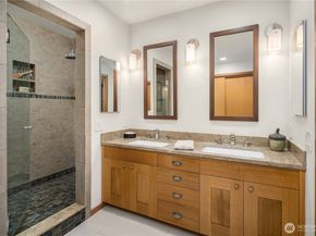 10245 Marine View Drive SW, Seattle WA 98146