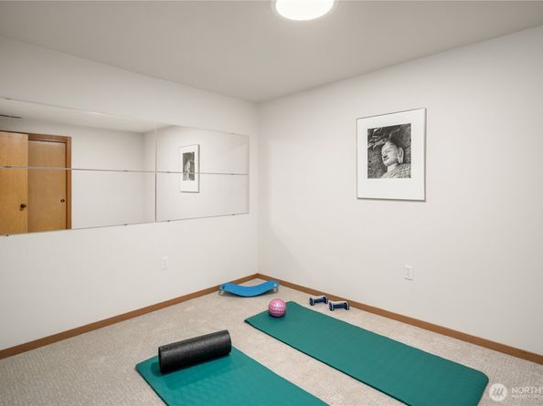 10245 Marine View Drive SW, Seattle WA 98146