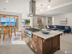 10245 Marine View Drive SW, Seattle WA 98146