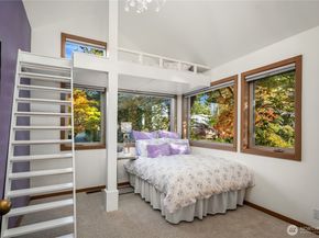 10245 Marine View Drive SW, Seattle WA 98146