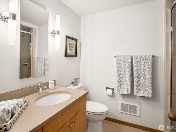 10245 Marine View Drive SW, Seattle WA 98146