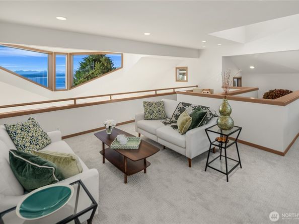 10245 Marine View Drive SW, Seattle WA 98146