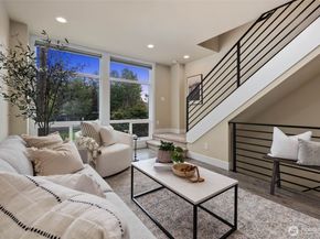 8517 7th Avenue S, Seattle WA 98108