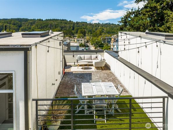 8517 7th Avenue S, Seattle WA 98108