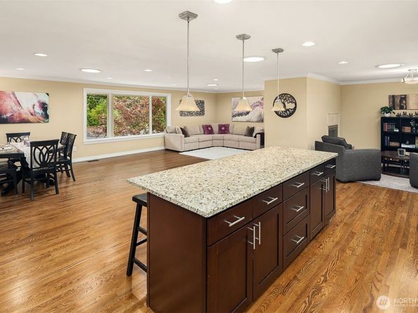 13620 233rd Way SE, Issaquah WA 98027