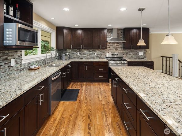 13620 233rd Way SE, Issaquah WA 98027