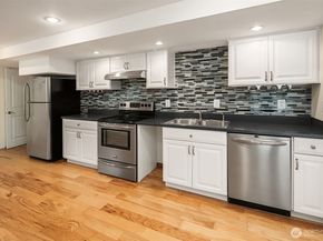 13620 233rd Way SE, Issaquah WA 98027