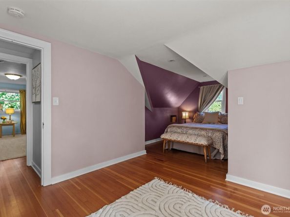 6725 22nd Avenue NW, Seattle WA 98117