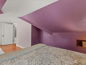 6725 22nd Avenue NW, Seattle WA 98117