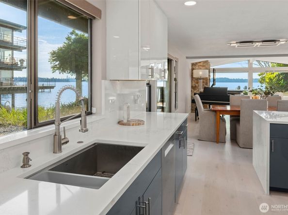 6209 Lake Washington Blvd NE, Kirkland WA 98033