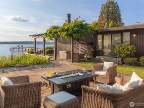 6209 Lake Washington Blvd NE, Kirkland WA 98033