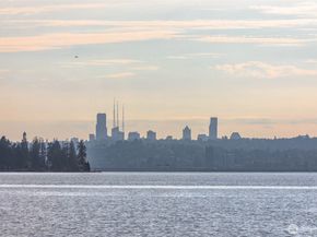 6209 Lake Washington Blvd NE, Kirkland WA 98033