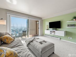 65 KIRKLAND Avenue 202, Kirkland WA 98033