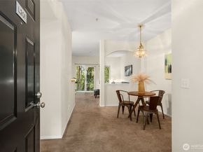12120 NE 172nd Place L201, Bothell WA 98011