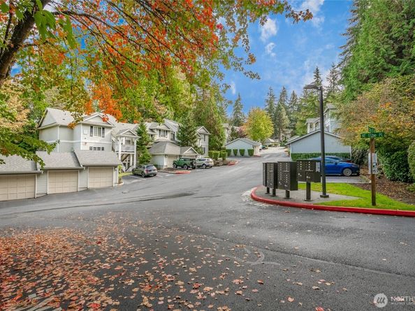 12120 NE 172nd Place L201, Bothell WA 98011