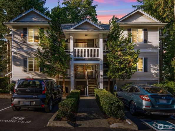 12120 NE 172nd Place L201, Bothell WA 98011