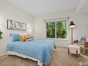 12120 NE 172nd Place L201, Bothell WA 98011
