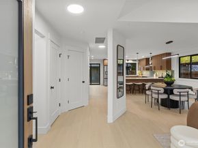 12562 17th Avenue NE, Seattle WA 98125