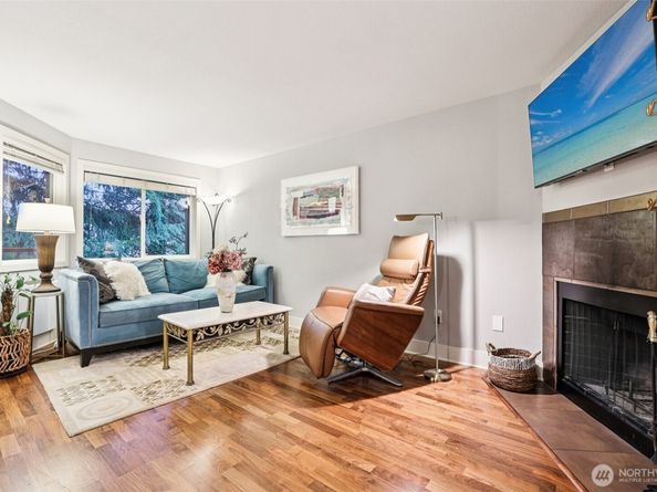 11060 NE 33rd Place E3, Bellevue WA 98004