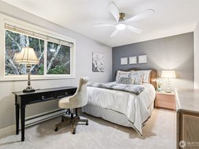 11060 NE 33rd Place E3, Bellevue WA 98004